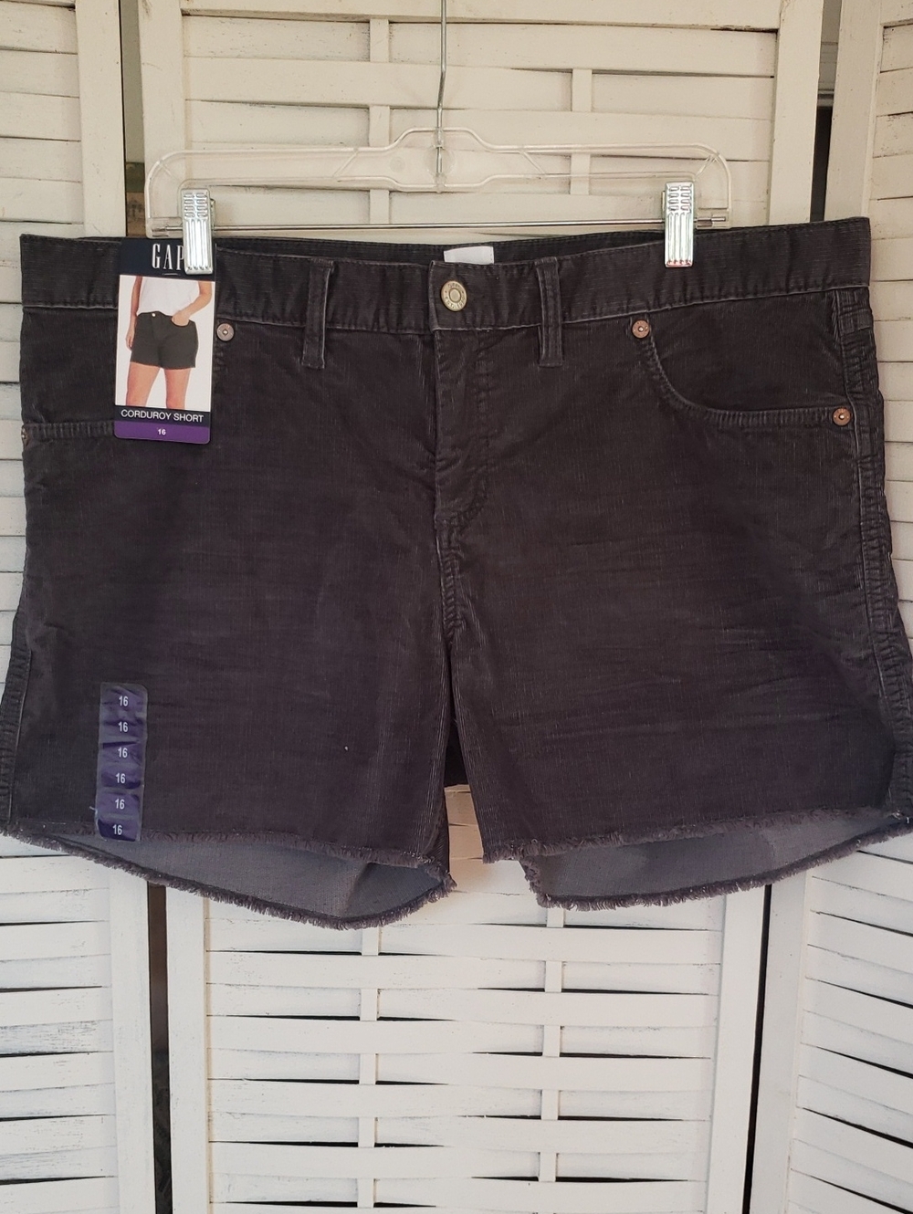 GAP Dark Gray Women's Corduroy Shorts with Raw Hem 16